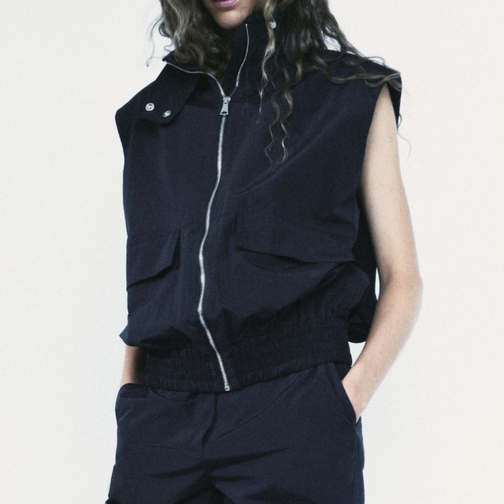 Zara Funnel Neck Navy Sleeveless Vest